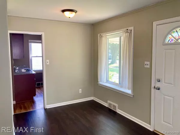 Ferndale, MI 48220,402 KENSINGTON Avenue