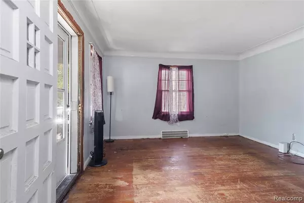 Detroit, MI 48228,7390 Penrod Street