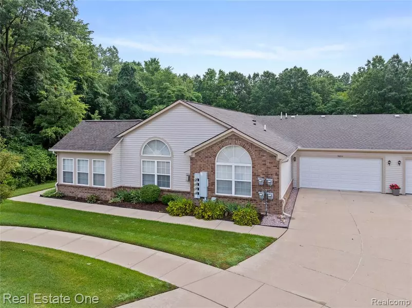36016 Abbey Drive, Westland, MI