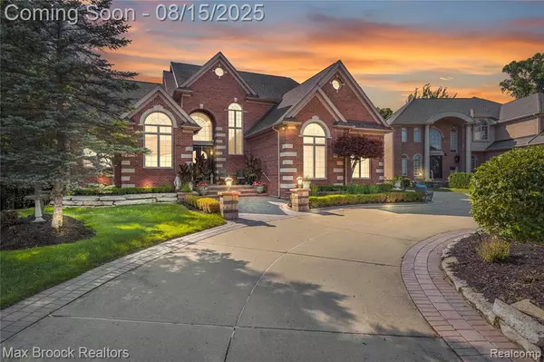 5679 Branford Drive, West Bloomfield, MI