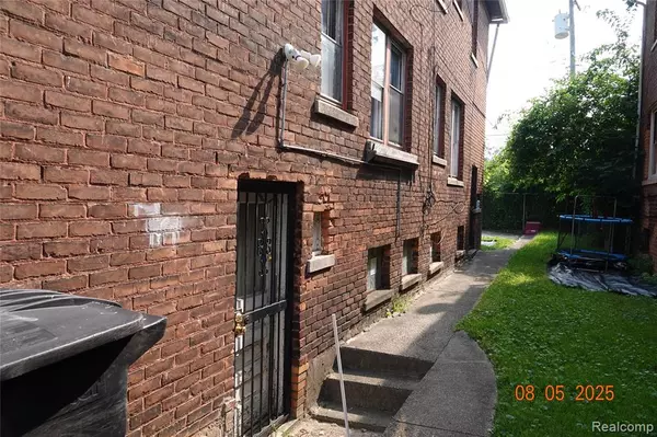 Detroit, MI 48204,12380 Stoepel Street