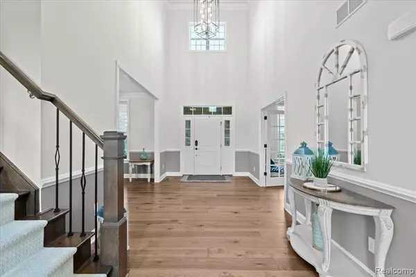 Novi, MI 48167,47695 Wales Court