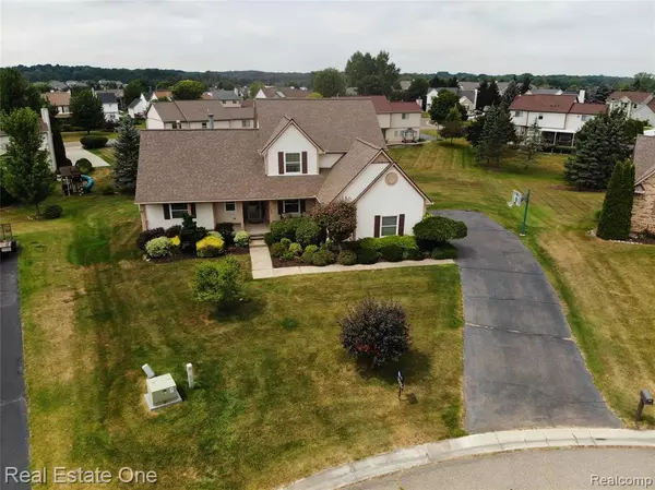 2092 Westview Court, Orion, MI