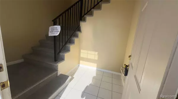 Commerce Twp, MI 48390,24202 Chesapeake Circle