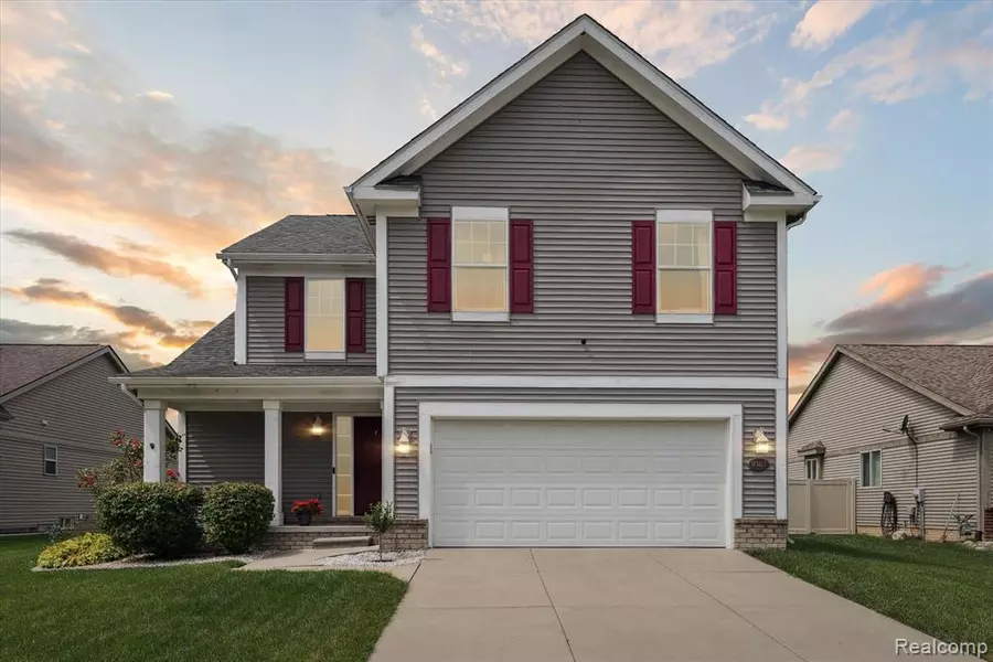 9363 Olde Hickory Lane, Berlin, MI 48166