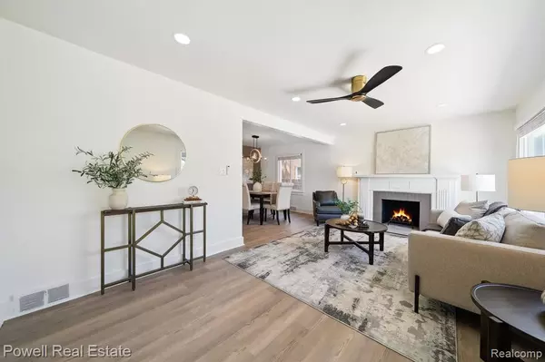 Detroit, MI 48223,15323 Kentfield Street