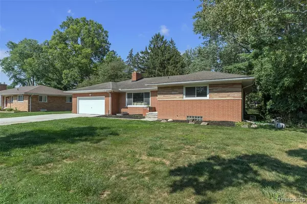 Lathrup Village, MI 48076,28720 Eldorado Pl