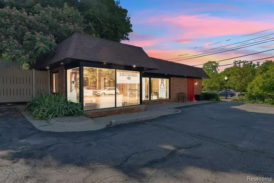 111 Griswold Street, Northville, MI 48167
