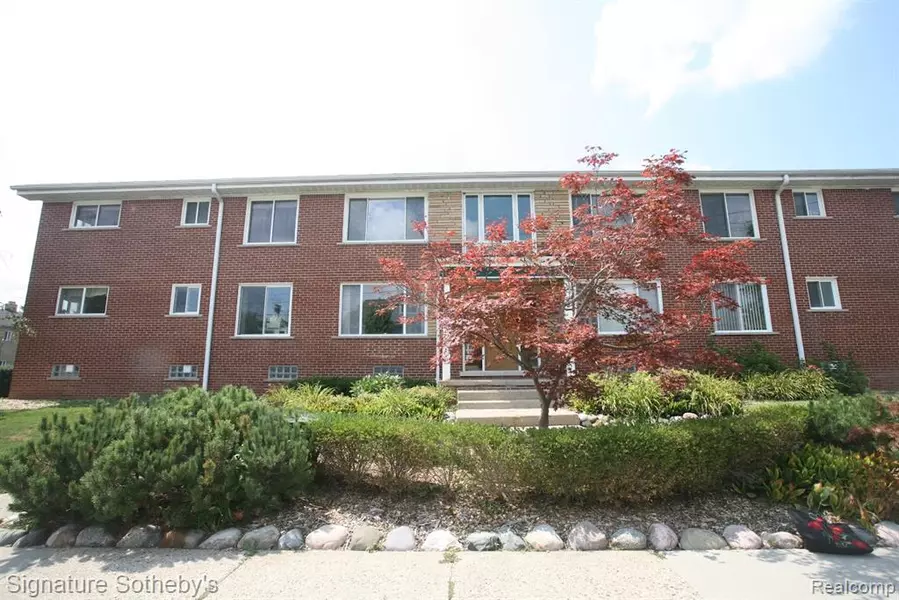 361 Eton Street, Birmingham, MI 48009