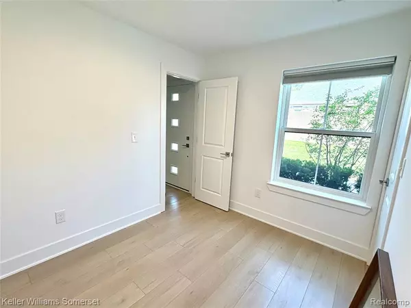 Troy, MI 48084,2861 Summers Place