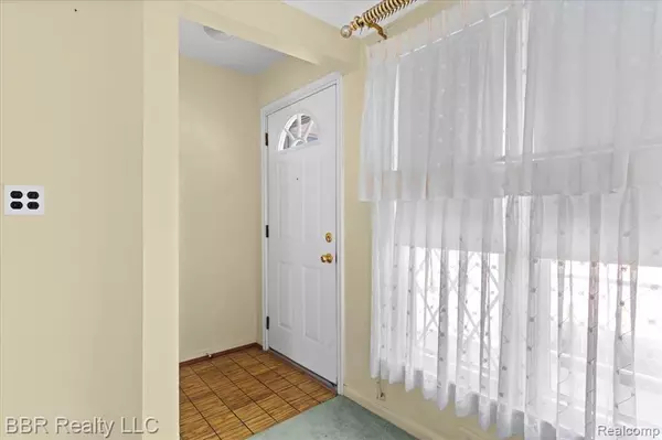 Southgate, MI 48195,15761 Richmond Street