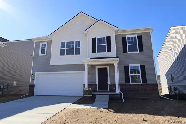 Holly, MI 48442,395 EDGE BROOK Drive