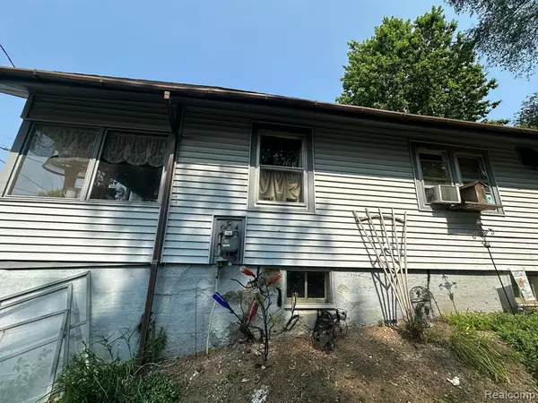 Ionia, MI 48846,523 Grant Street