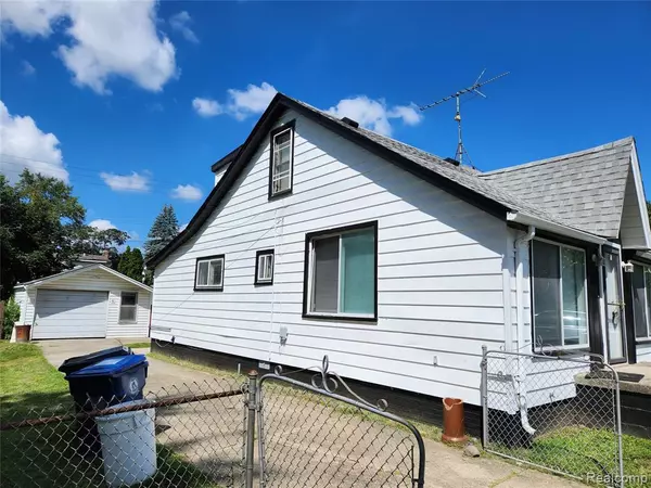 Redford, MI 48239,15369 Leona Drive