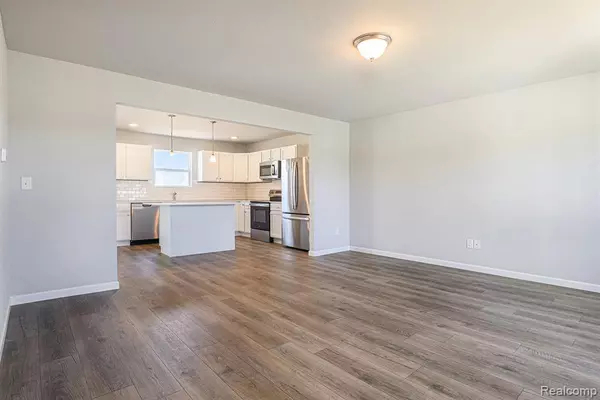 Davisburg, MI 48350,309 Samantha Way