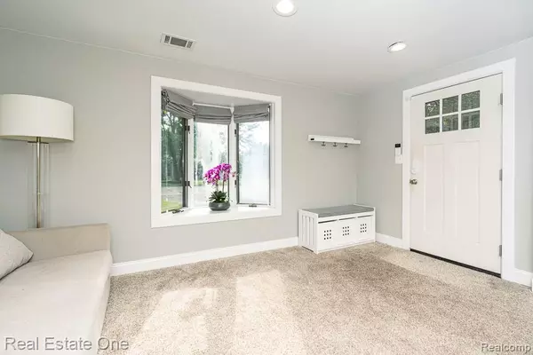 Rochester Hills, MI 48307,2460 Emmons Avenue