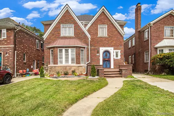 3790 FULLERTON Street, Detroit, MI 48238
