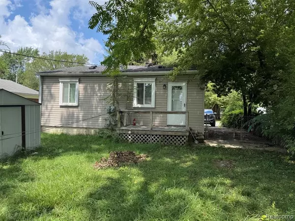 Dearborn Heights, MI 48125,25623 DARTMOUTH Street