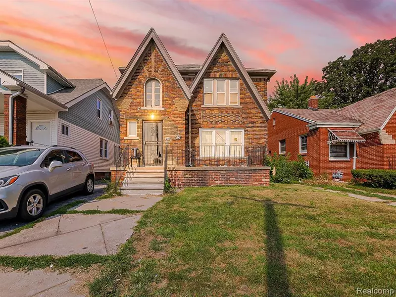 9379 Birwood Street, Detroit, MI 48204