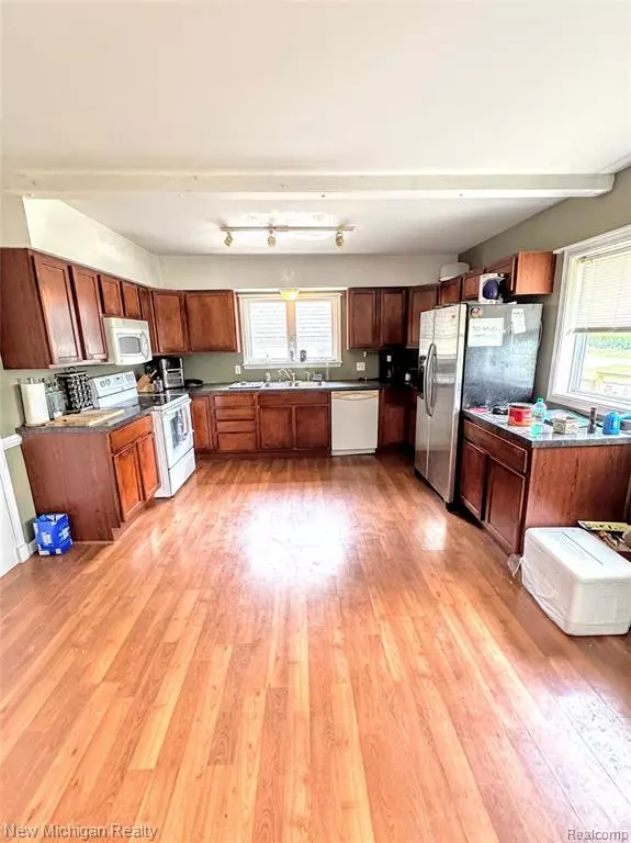 Brown, MI 48416,5271 Isles Road