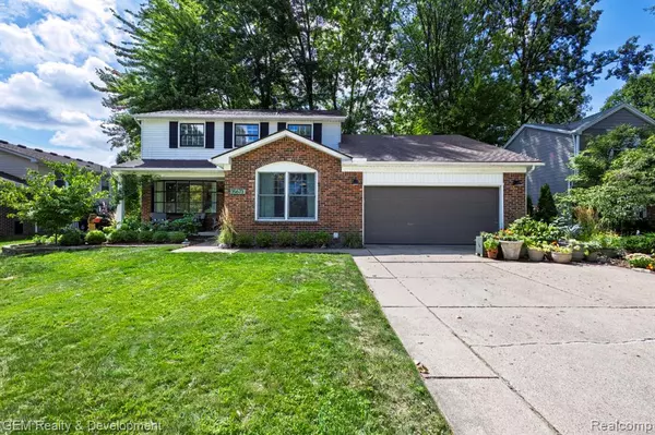 Livonia, MI 48154,35673 Lyndon Street