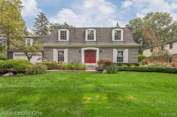 5699 RAVEN Road, Bloomfield Hills, MI 48301