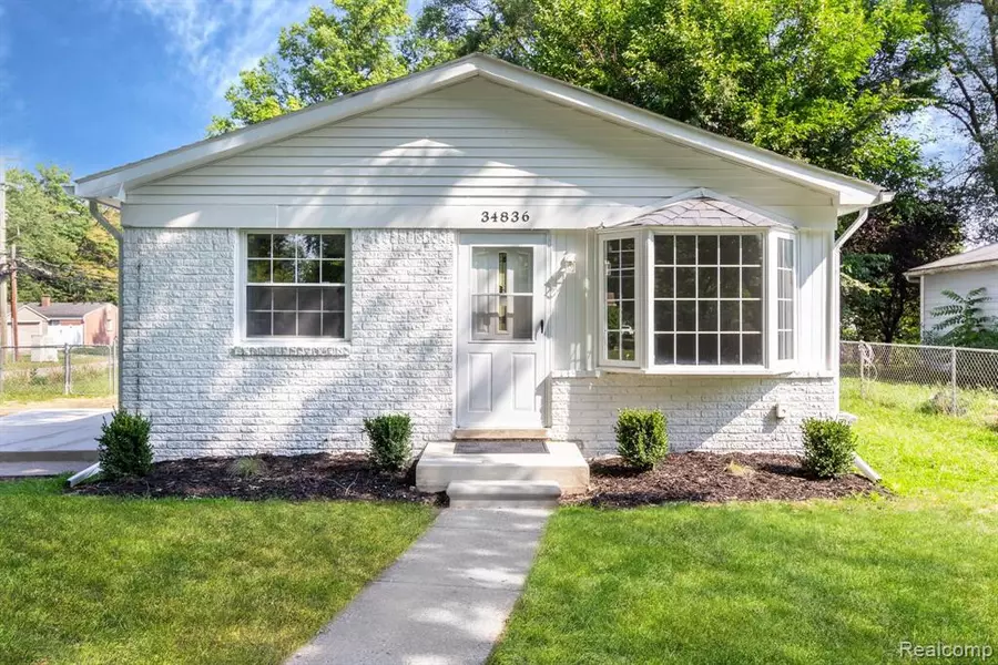 34836 Glen Street, Westland, MI 48186