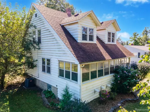 Monroe, MI 48162,652 Bentley Drive