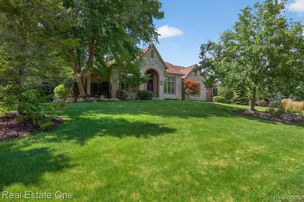 Oxford, MI 48371,1231 Deer Path Trail