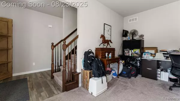 Holly, MI 48442,356 Hidden River E.