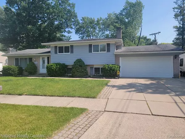 23334 King Drive, Clinton Twp, MI 48035