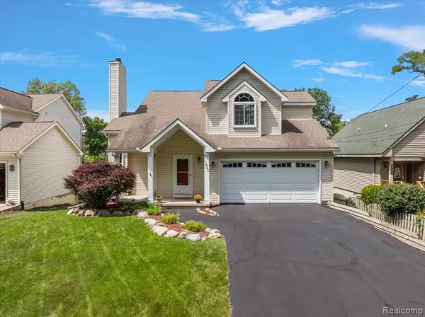 Waterford, MI 48328,1420 Otter Avenue