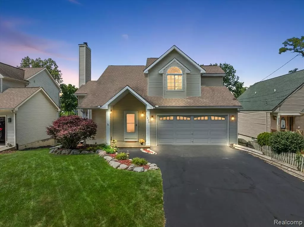 Waterford, MI 48328,1420 Otter Avenue