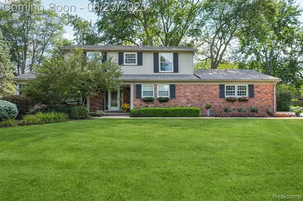 5372 Fieldcrest Drive, Shelby Twp, MI 48316