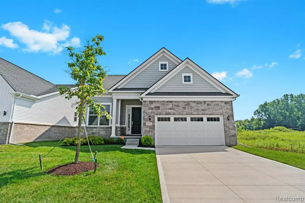 Bloomfield, MI,5545 Helmsdale Boulevard