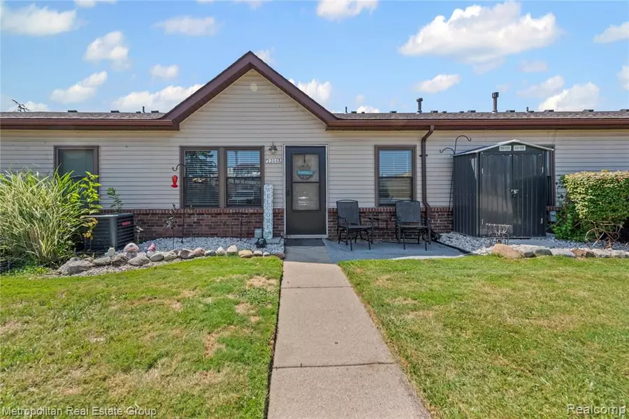 23648 Cottrell Street, Clinton Twp, MI 48035