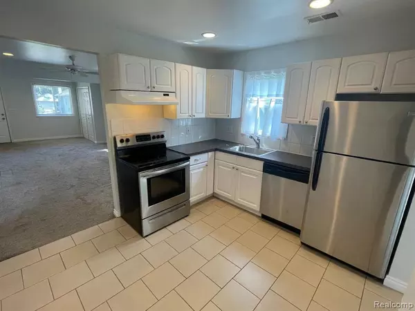 Ferndale, MI 48220,2115 SYMES Street