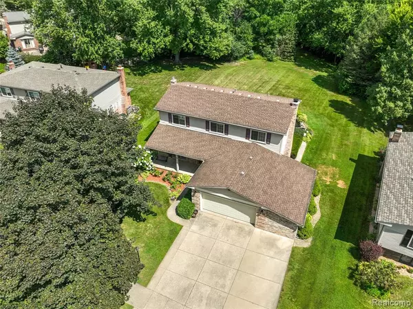 Canton, MI 48187,7776 S Royal Court