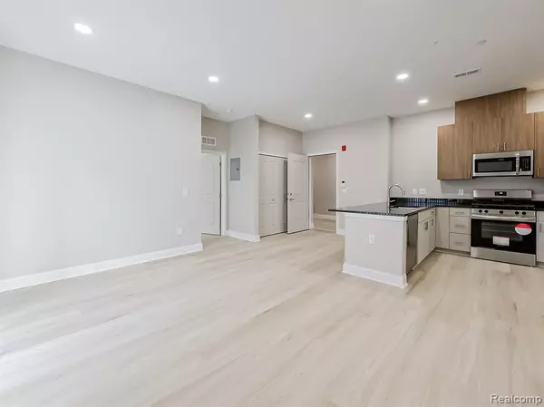 Westland, MI,31480 Warren rd