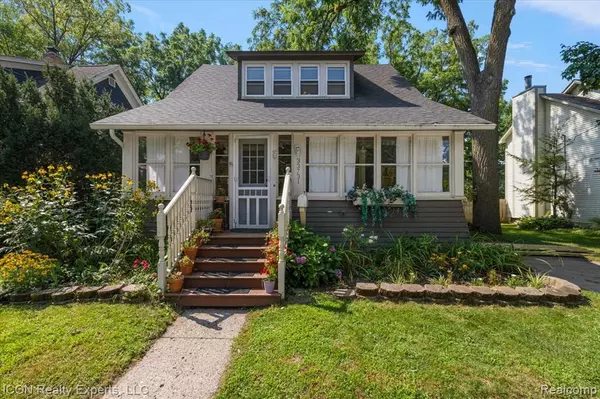 Farmington, MI 48335,33731 Shiawassee Street