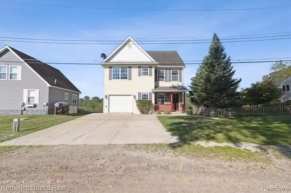 Pinckney, MI 48169,8474 Baudine Road