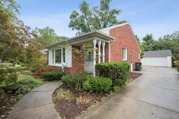 Beverly Hills, MI 48025,18870 Beverly Road