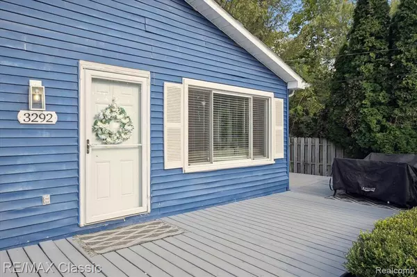 Highland, MI 48356,3292 Highland Boulevard