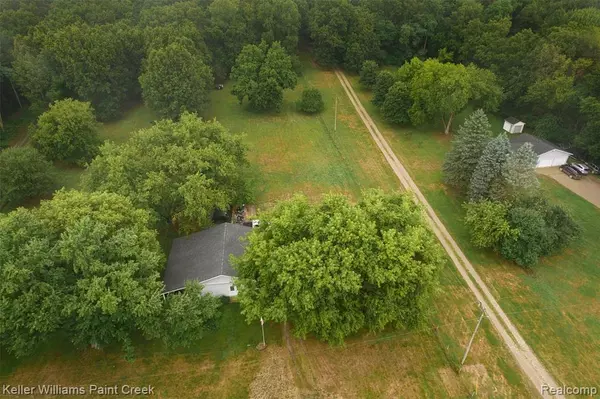 Fenton, MI 48430,11429 Center Road