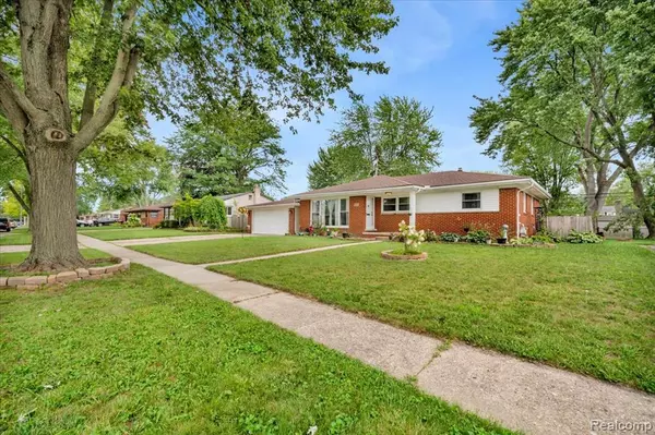 Clinton Twp, MI 48035,23732 Demley Drive