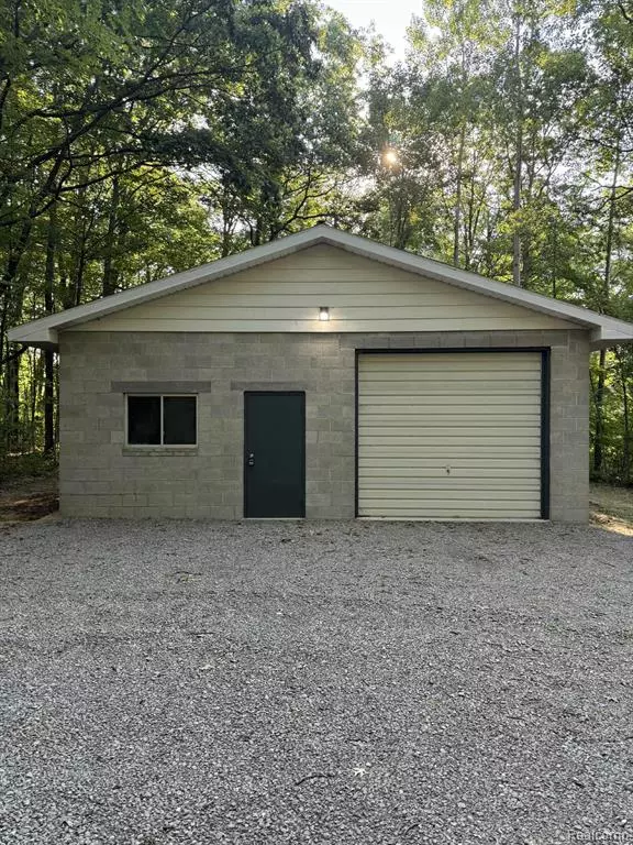 Roscommon, MI 48653,8460 N Harrison