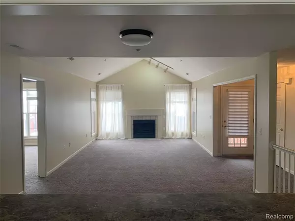 Novi, MI,28301 Carlton Way Drive