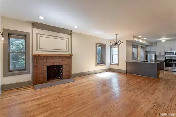 449 W Willis Street, Detroit, MI 48201