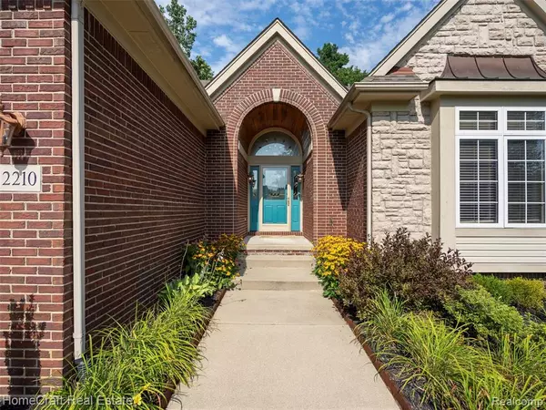 Farmington Hills, MI 48335,22210 Abington Unit #23 Drive