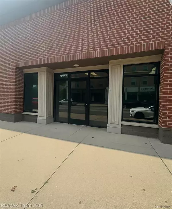 Milford, MI 48381,525 N Main Street